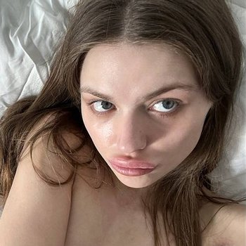 Milly Douglas avatar