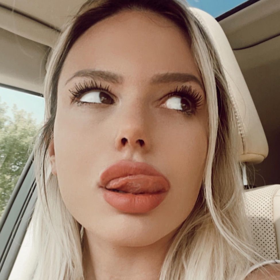 vanessavuitton1
