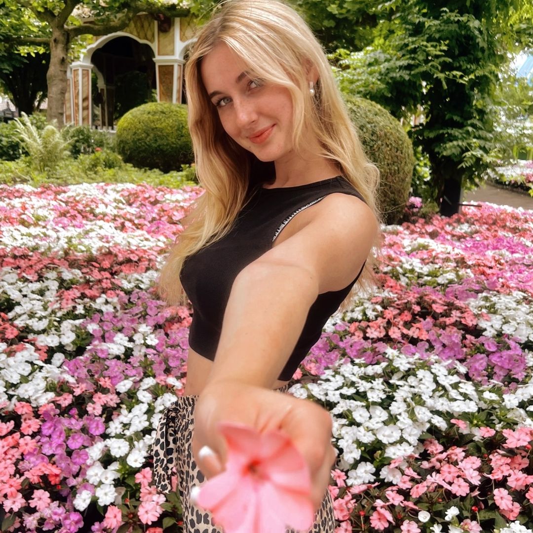 sinamri avatar