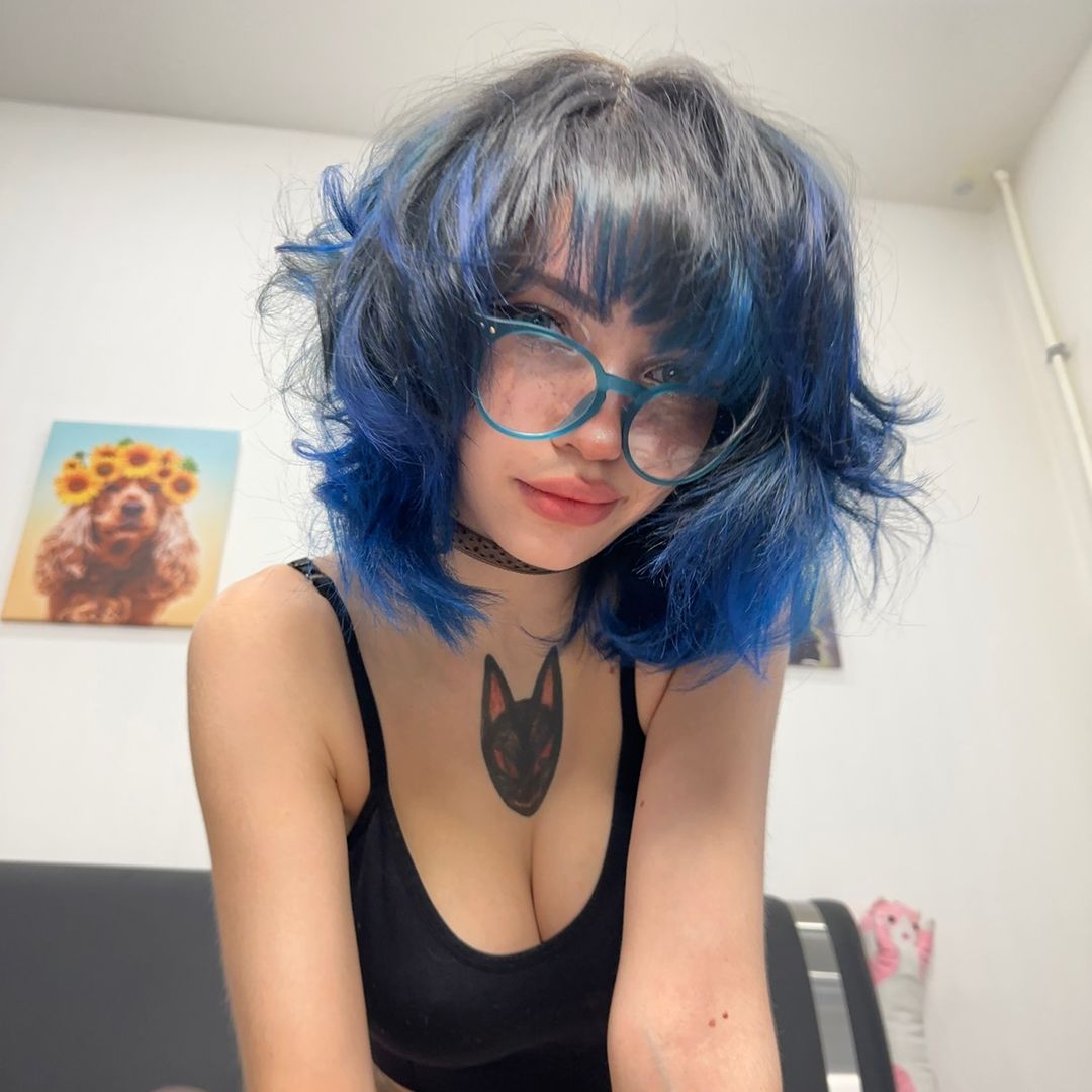 blue_eye_twinkle