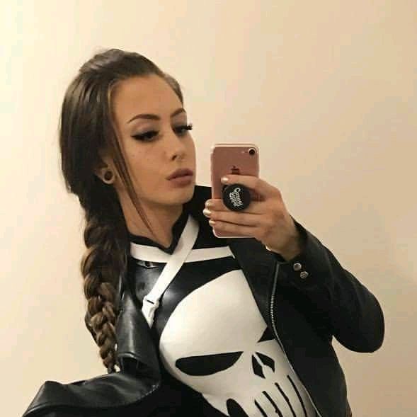 theeliselaurenne avatar